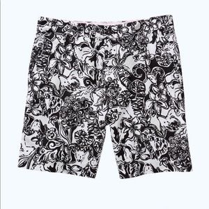 Lilly Pulitzer men’s beaumont short with a twist
